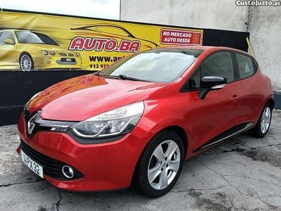 Vermelho Usado 2015 Renault Clio IV Dynamique | € 10.999 (Preço justo)