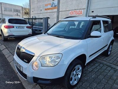Branco Usado 2013 Skoda Yeti GreenLine SUV | € 9.600