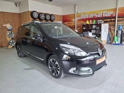 Usado Renault Grand Scénic III Bose Edition 110 HP (80 kW) 2015 Preto Monovolume