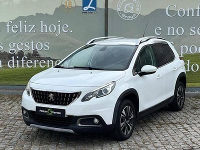 Branco Usado 2018 Peugeot 2008 SUV | € 15.000 (Preço justo)