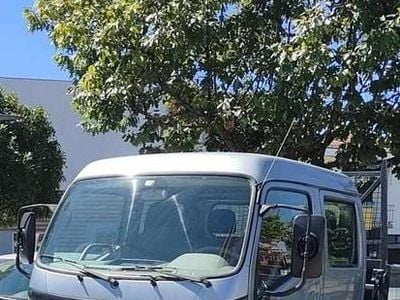 Cinzento Usado 2004 Toyota Dyna Pickup | € 18.000