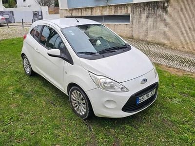 Branco Usado 2010 Ford Ka Titanium X Citadino | € 4.990 (Bom preço)