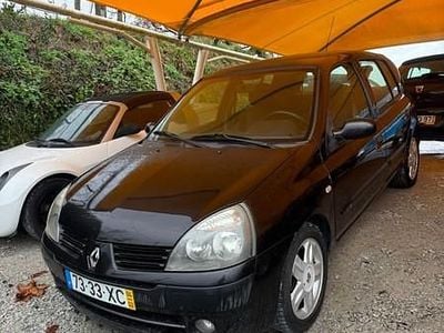 Preto Usado 2004 Renault Clio II | € 3.750 (Preço elevado)
