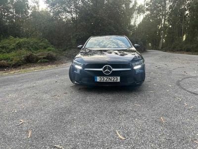 Preto Usado 2019 Mercedes A180 Progressive | € 25.900 (Preço justo)