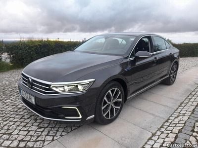 Usado VW Passat GTE 218 HP (160 kW) 2021 Cinza Sedan