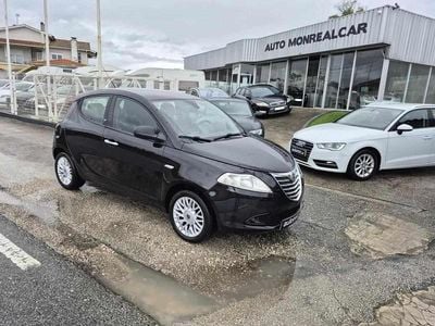 Usado Lancia Ypsilon Silver 69 HP (50 kW) 2013 Preto Citadino