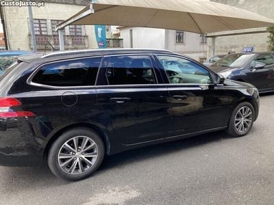 Preto Usado 2016 Peugeot 308 Allure Carrinha | € 11.900 (Preço justo)