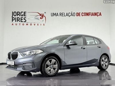 Cinza Usado 2020 BMW 116 Advantage Citadino | € 21.990 (Preço justo)