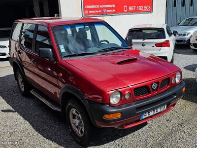 usado Nissan Terrano 2.7TD 7 LUGARES