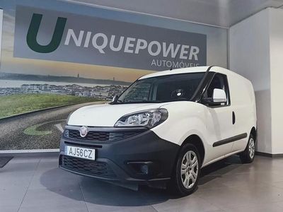 Usado Fiat Doblò Easy 95 HP (69 kW) 2021 Branco Monovolume