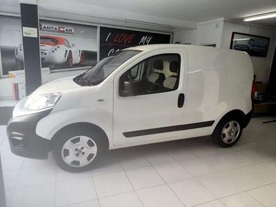 Branco Usado 2018 Fiat Fiorino Monovolume | € 7.980 (Preço justo)