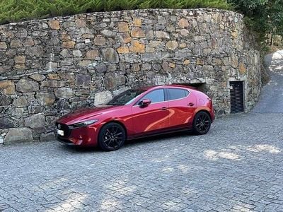 Vermelho Usado 2019 Mazda 3 Citadino | € 19.900