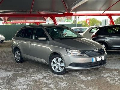Cinza Usado 2018 Skoda Fabia Active Carrinha | € 10.950