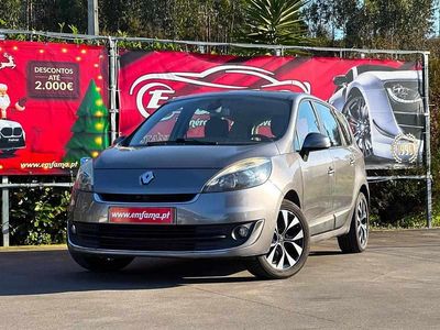 Cinzento Usado 2012 Renault Scénic III | € 8.950 (Preço elevado)