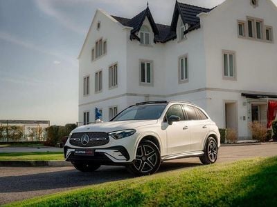 Usado Mercedes GLC300 AMG 313 HP (230 kW) 2023 Branco SUV