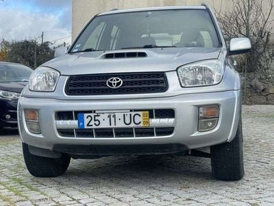 Cinzento Usado 2002 Toyota RAV4 SUV | € 11.450