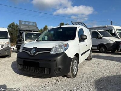Usado Renault Kangoo 95 HP (69 kW) 2021 Branco Sedan