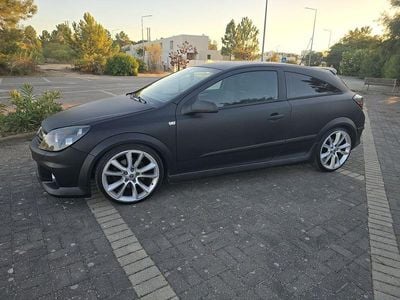 Opel Astra GTC