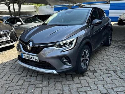 Cinzento Usado 2021 Renault Captur SUV | € 19.999 (Preço justo)