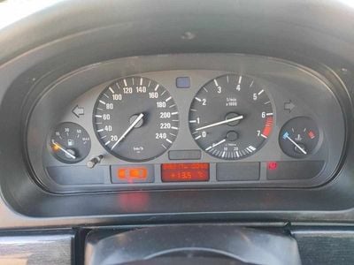 Usado BMW 528 193 HP (141 kW) 1997 Verde Carrinha