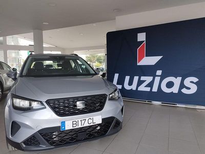 Cinza Usado 2024 Seat Arona Style SUV | € 21.490 (Preço justo)