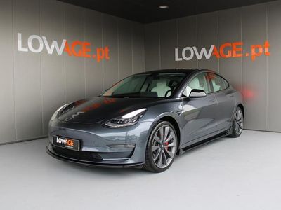 Cinzento Usado 2020 Tesla Model 3 Sedan | € 29.900 (Preço justo)