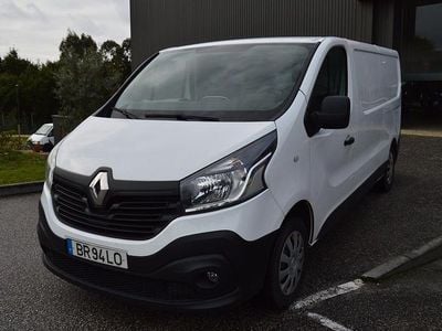 Branco Usado 2018 Renault Trafic Monovolume | € 17.000 (Bom preço)