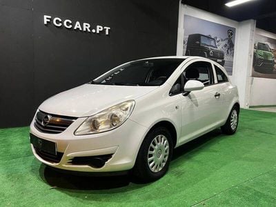 Usado Opel Corsa Enjoy 75 HP (55 kW) 2010 Branco Citadino