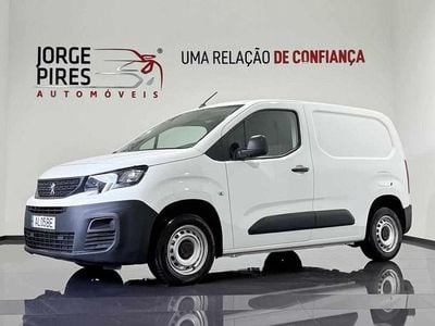 Branco Usado 2021 Peugeot Partner Monovolume | € 11.990 (Bom preço)