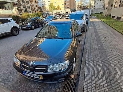 Usado 2001 Nissan Almera Sedan | € 1.600