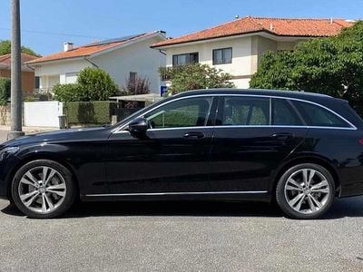 Usado Mercedes C350 279 HP (205 kW) 2015 Preto Carrinha