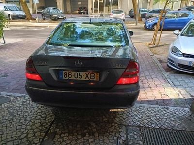 Mercedes E220