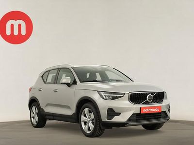 Usado 2024 Volvo XC40 Core SUV | € 33.499 (Preço justo)