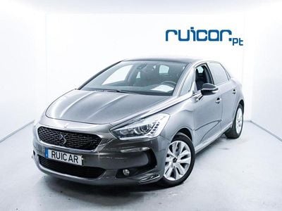 Usado DS Automobiles DS5 180 HP (132 kW) 2018 Cinzento Citadino