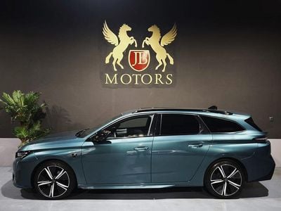 Verde Usado 2022 Peugeot 308 GT Carrinha | € 26.490 (Preço justo)