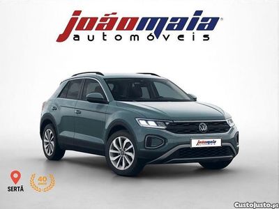 Azul Usado 2024 VW T-Roc Life SUV | € 24.500 (Preço elevado)