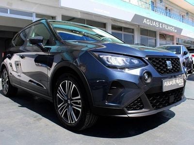 Cinza Usado 2023 Seat Arona Style SUV | € 17.990 (Preço justo)