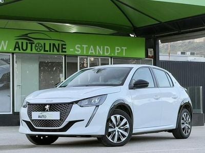 Branco Usado 2023 Peugeot e-208 Active Citadino | € 17.750 (Preço justo)