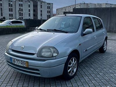 Renault Clio II