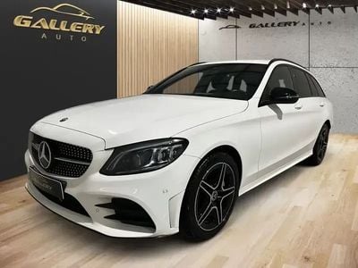 Usado Mercedes C200 AMG line 160 HP (117 kW) 2020 Branco Carrinha