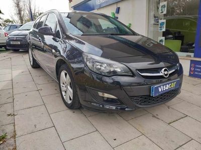Preto Usado 2015 Opel Astra Carrinha | € 12.900