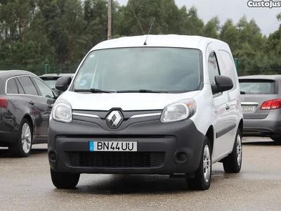 Usado Renault Kangoo 44 kW (60 HP) 2019 Branco Sedan