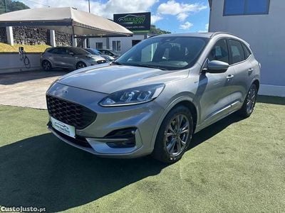 Cinza Usado 2022 Ford Kuga ST-Line SUV | € 24.990 (Caro)
