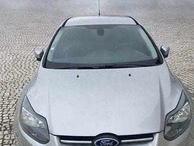Usado 2011 Ford Focus Titanium Sedan | € 6.000 (Preço justo)