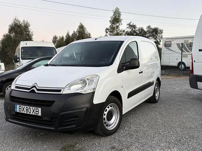 Branco Usado 2017 Citroën Berlingo Monovolume | € 9.800 (Preço justo)