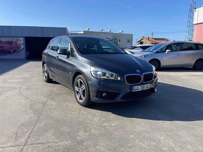 Usado BMW 216 Active Tourer Sport Line 116 HP (85 kW) 2017 Cinza Monovolume