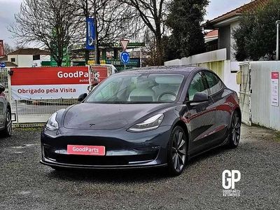Cinza escuro Usado 2020 Tesla Model 3 Performance Sedan | € 30.400 (Preço justo)