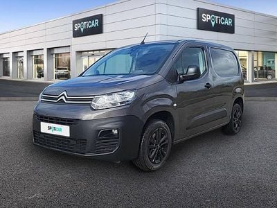 Cinzento platina Usado 2021 Citroën Berlingo Shine Monovolume | € 17.400 (Preço justo)