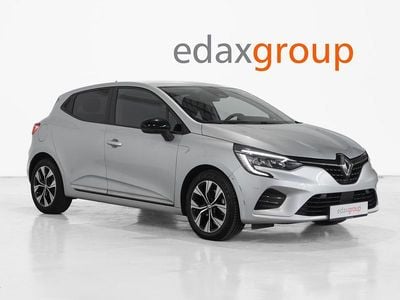 Cinza Usado 2023 Renault Clio V Evolution | € 15.990 (Preço justo)