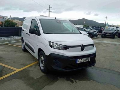 Branco Novo 2025 Citroën e-Berlingo Monovolume | € 32.488 (Caro)